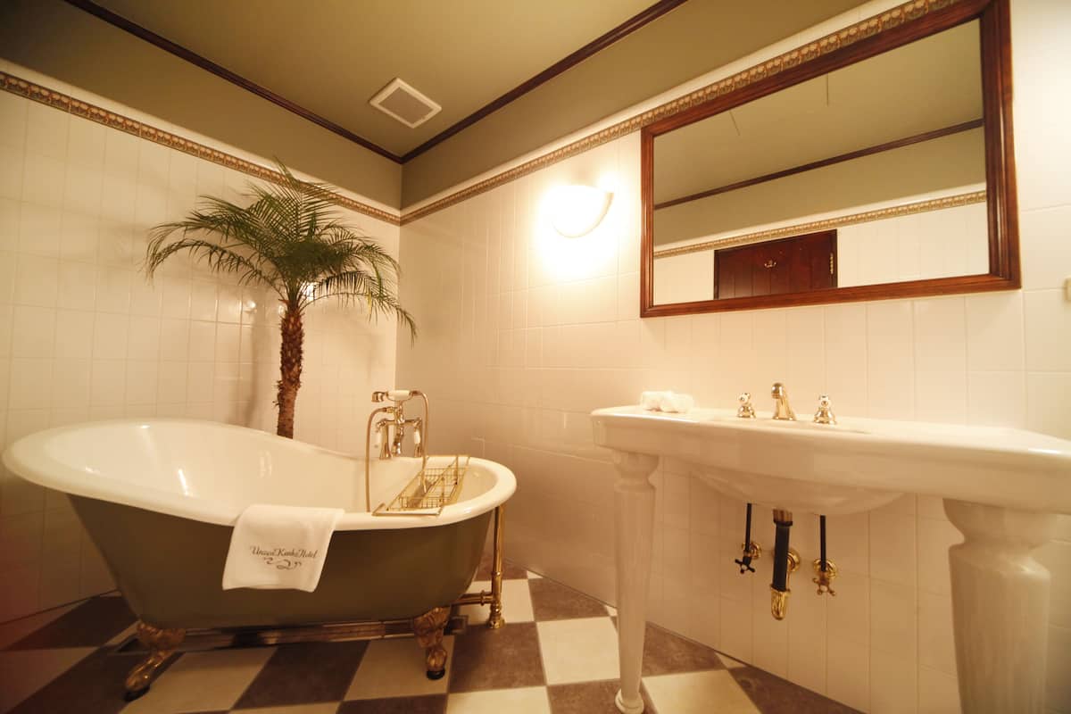 suite | bathroom | free toiletries, hair dryer, slippers, electronic bidet