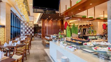 3 restaurants, breakfast, lunch, dinner served; Asian cuisine