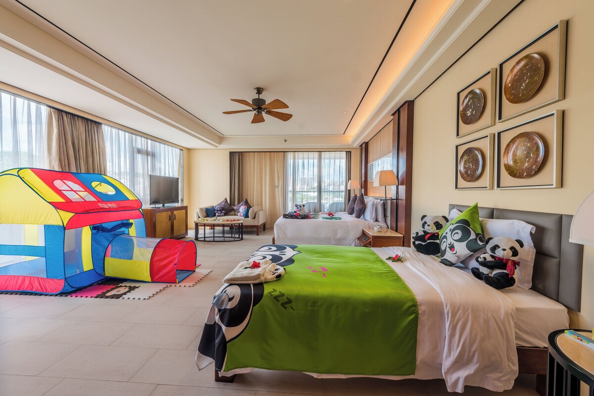 Premium-Zimmer, Mehrere Betten, Buchtblick (Kids Theme)