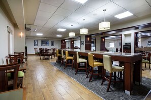 Restaurant - Hampton Inn by Hilton San Juan del Rio (San Juan del Río)