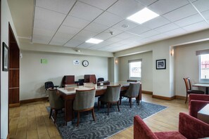 Business centre - Hampton Inn by Hilton San Juan del Rio (San Juan del Río)