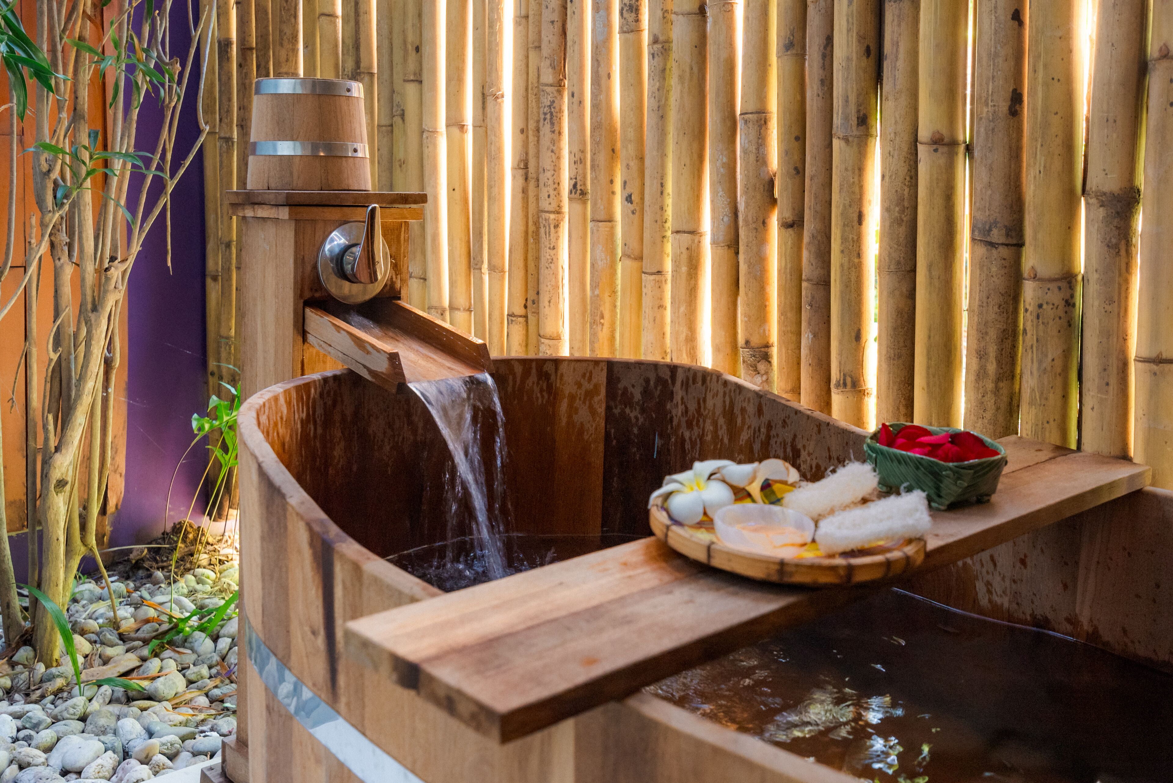 couples treatment room(s), body treatments, hydrotherapy, aromatherapy