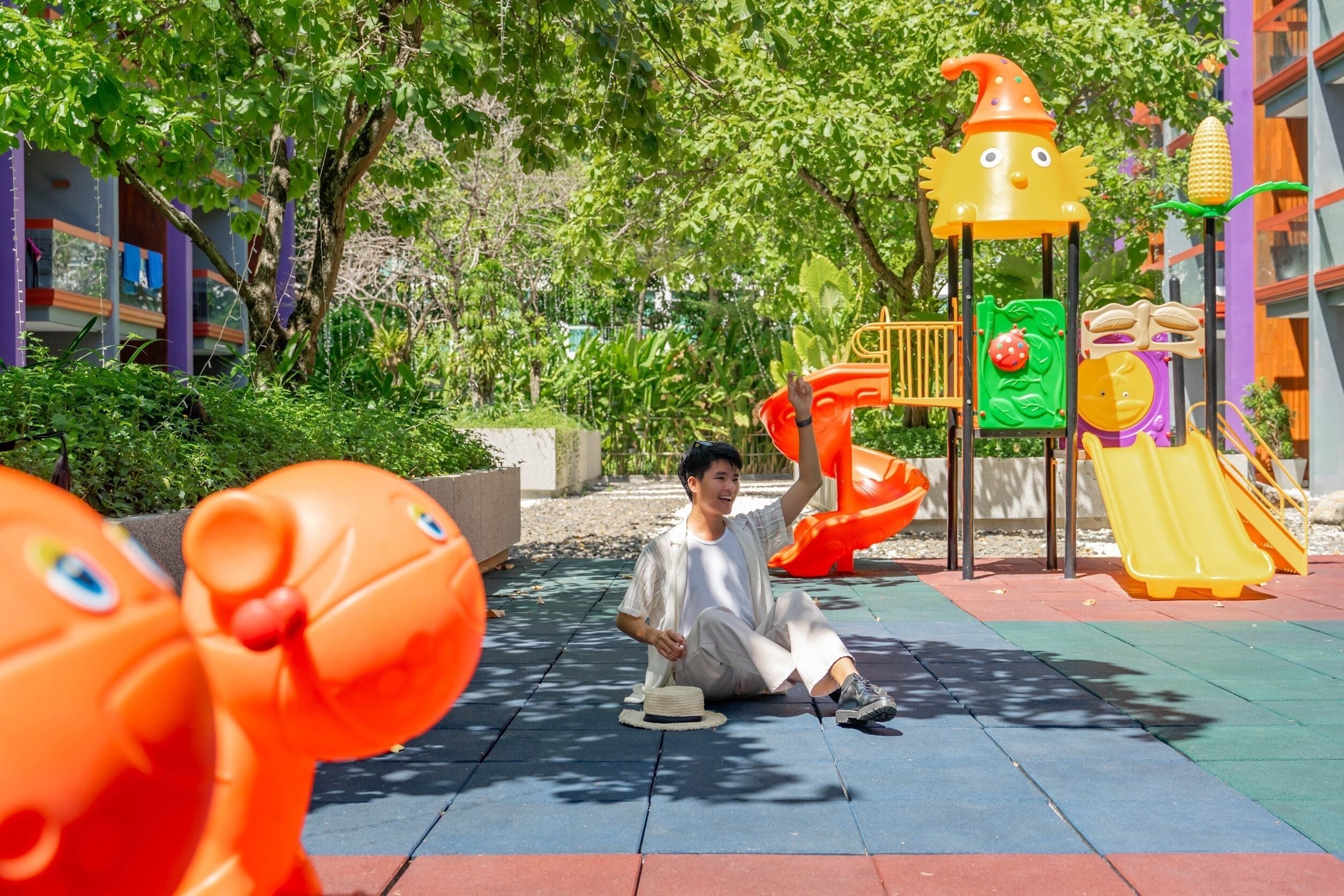 children’s play area – outdoor