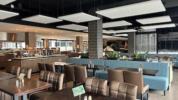 Daily buffet breakfast (EUR 18 per person)