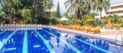 2 outdoor pools, pool umbrellas, pool loungers