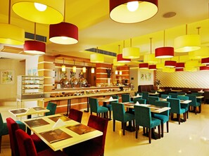 Food-Court