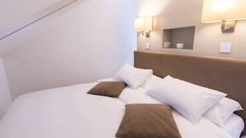 Căn hộ, 1 phòng ngủ | 1 phòng ngủ, bộ trải giường bằng vải Frette của Ý