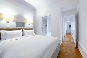 1 bedroom, Frette Italian sheets, premium bedding, pillow-top beds