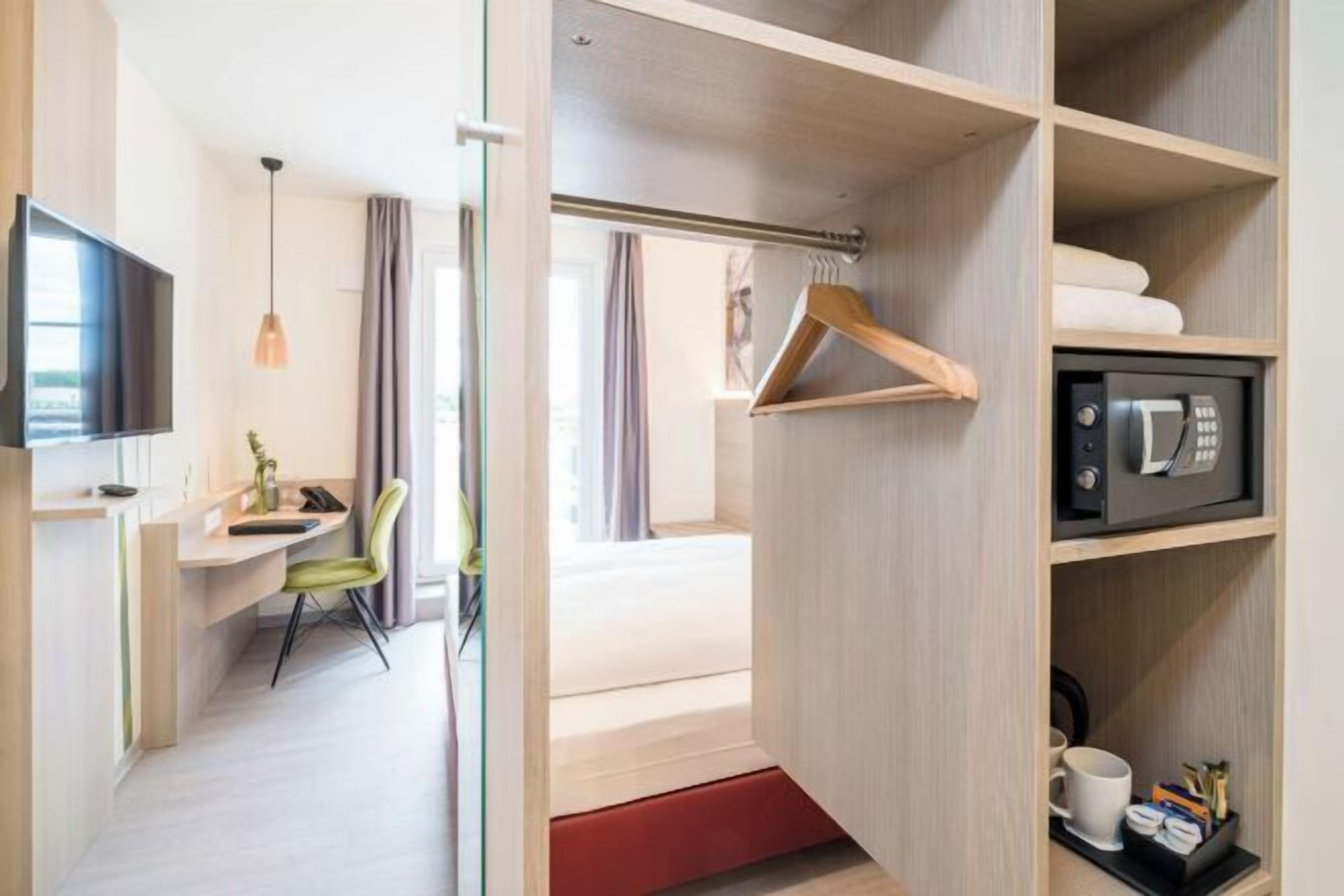 Pillowtop beds, in-room safe, blackout drapes, soundproofing