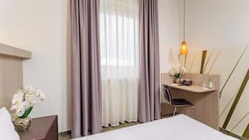 Standard-Einzelzimmer | Pillowtop-Betten, Zimmersafe, Schreibtisch