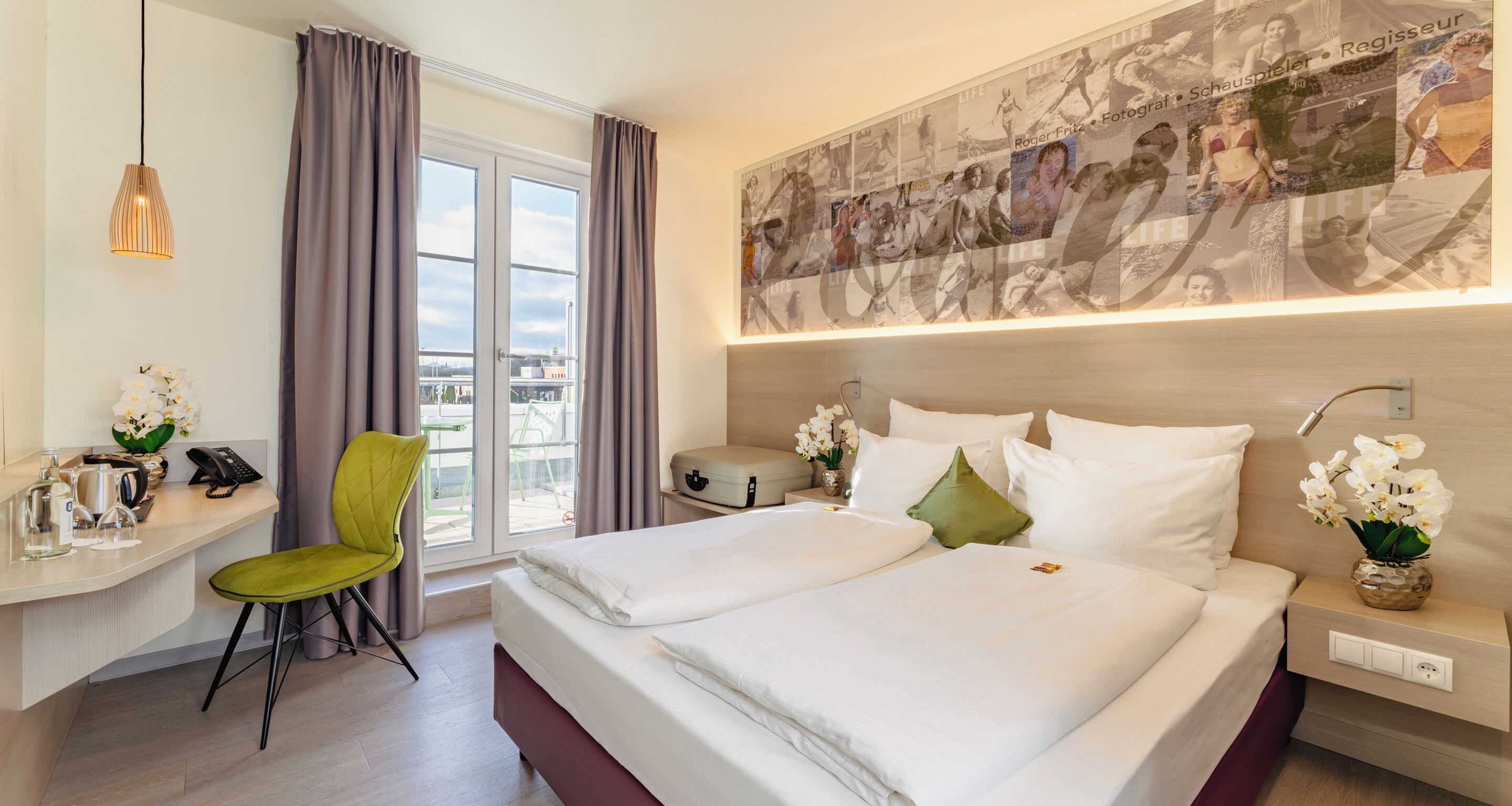 Business-Zimmer, Mehrere Betten, Balkon | Pillowtop-Betten, Zimmersafe, Verdunkelungsvorhänge