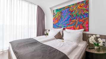 Pillowtop beds, in-room safe, desk, laptop workspace