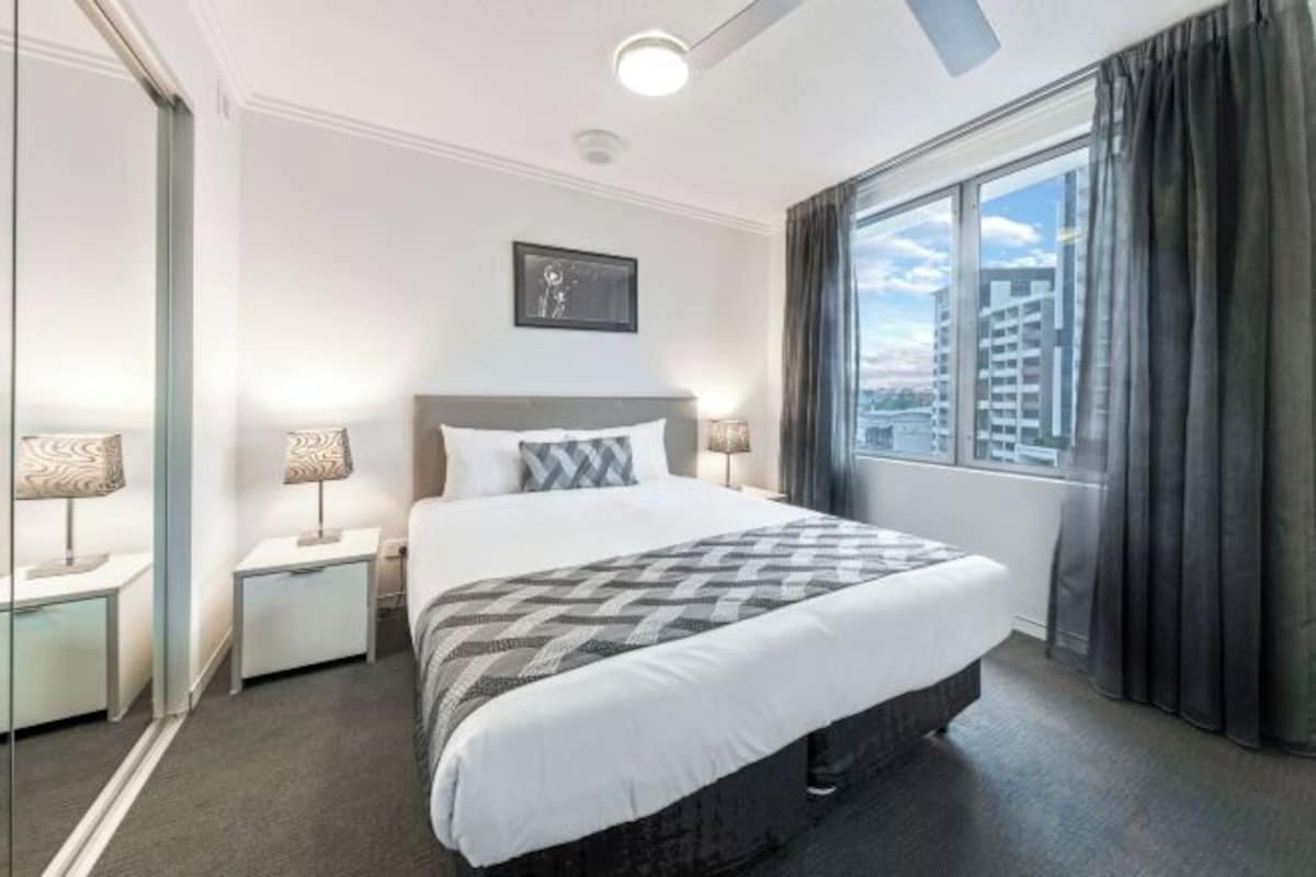 Soundproofing, iron/ironing board, WiFi (free), individually decorated