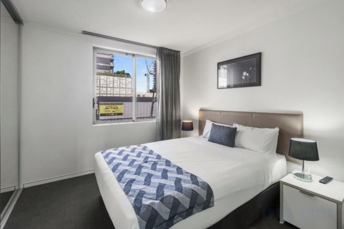 Soundproofing, iron/ironing board, WiFi (free), individually decorated