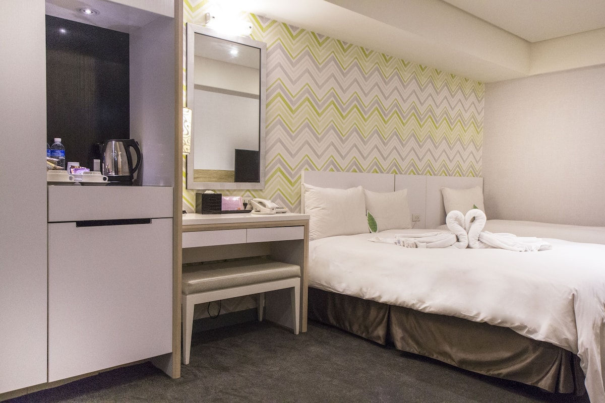 Down comforters, free minibar, in-room safe, individually decorated