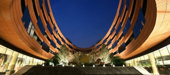 HUALUXE Shanghai Twelve at Hengshan