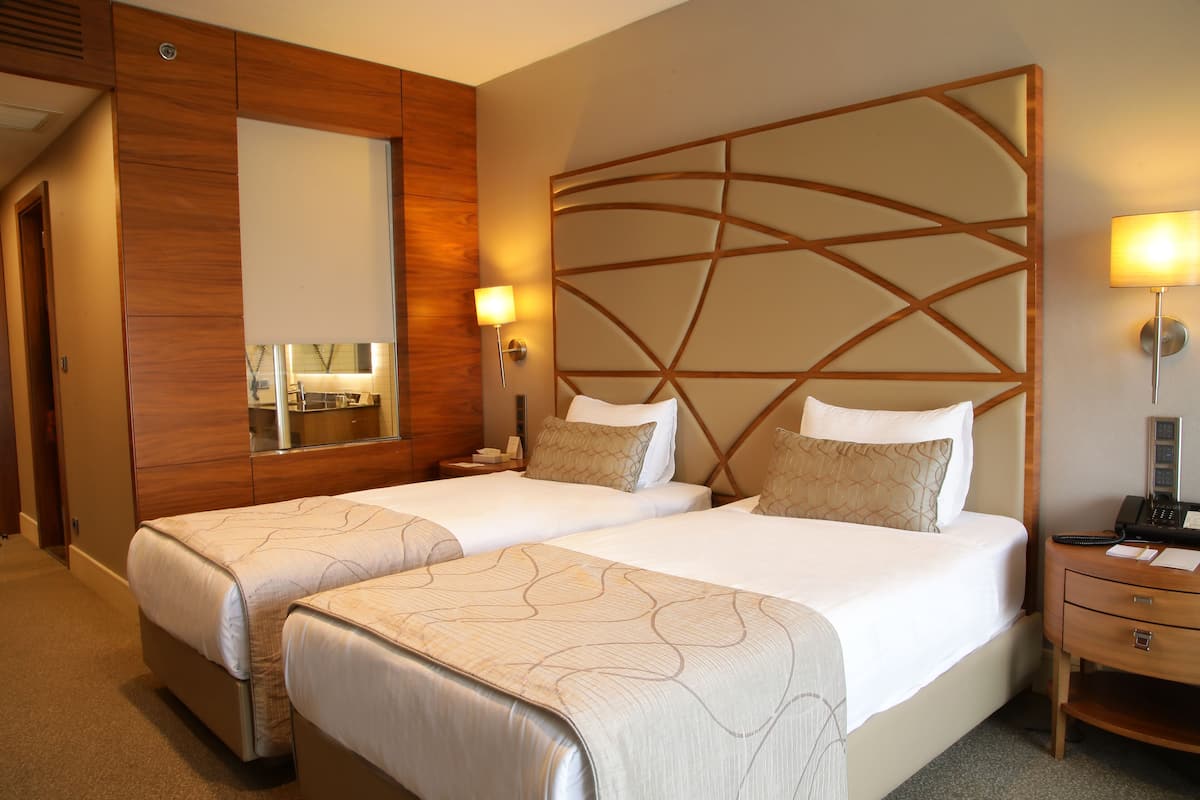 1 bedroom, premium bedding, minibar, in-room safe