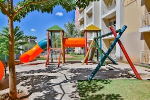 Children’s play area – outdoor