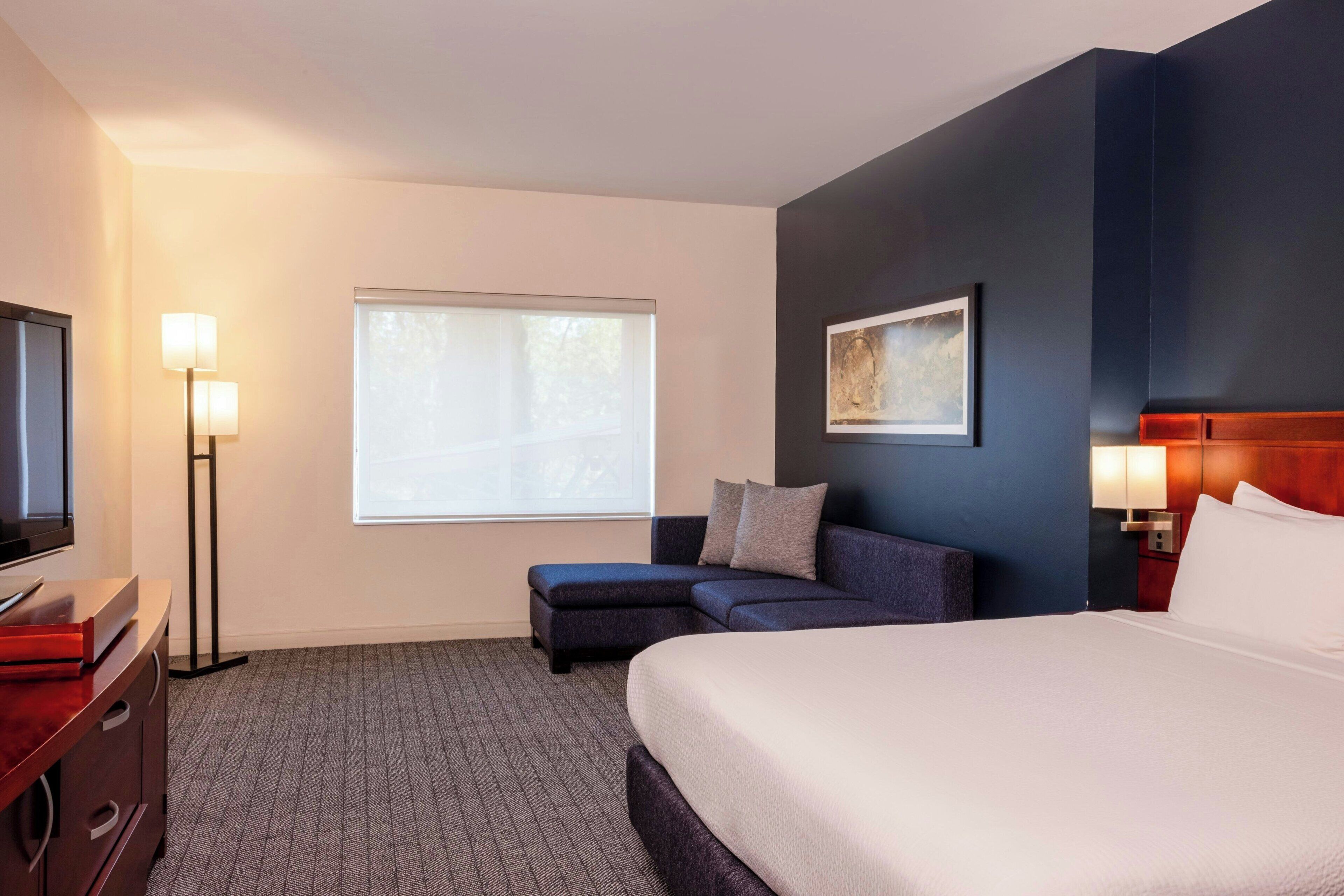 Photo - Courtyard Toluca Tollocan