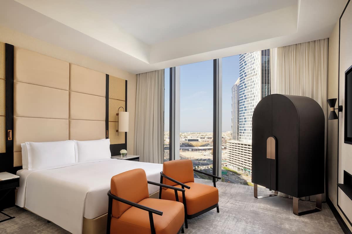 Suite superior | Ropa de cama de alta calidad y minibar