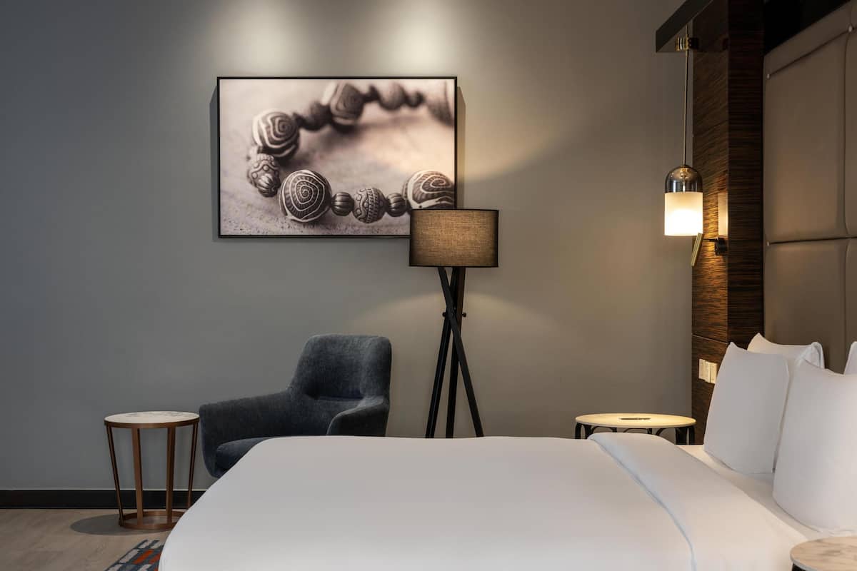 Premium bedding, minibar, in-room safe, desk