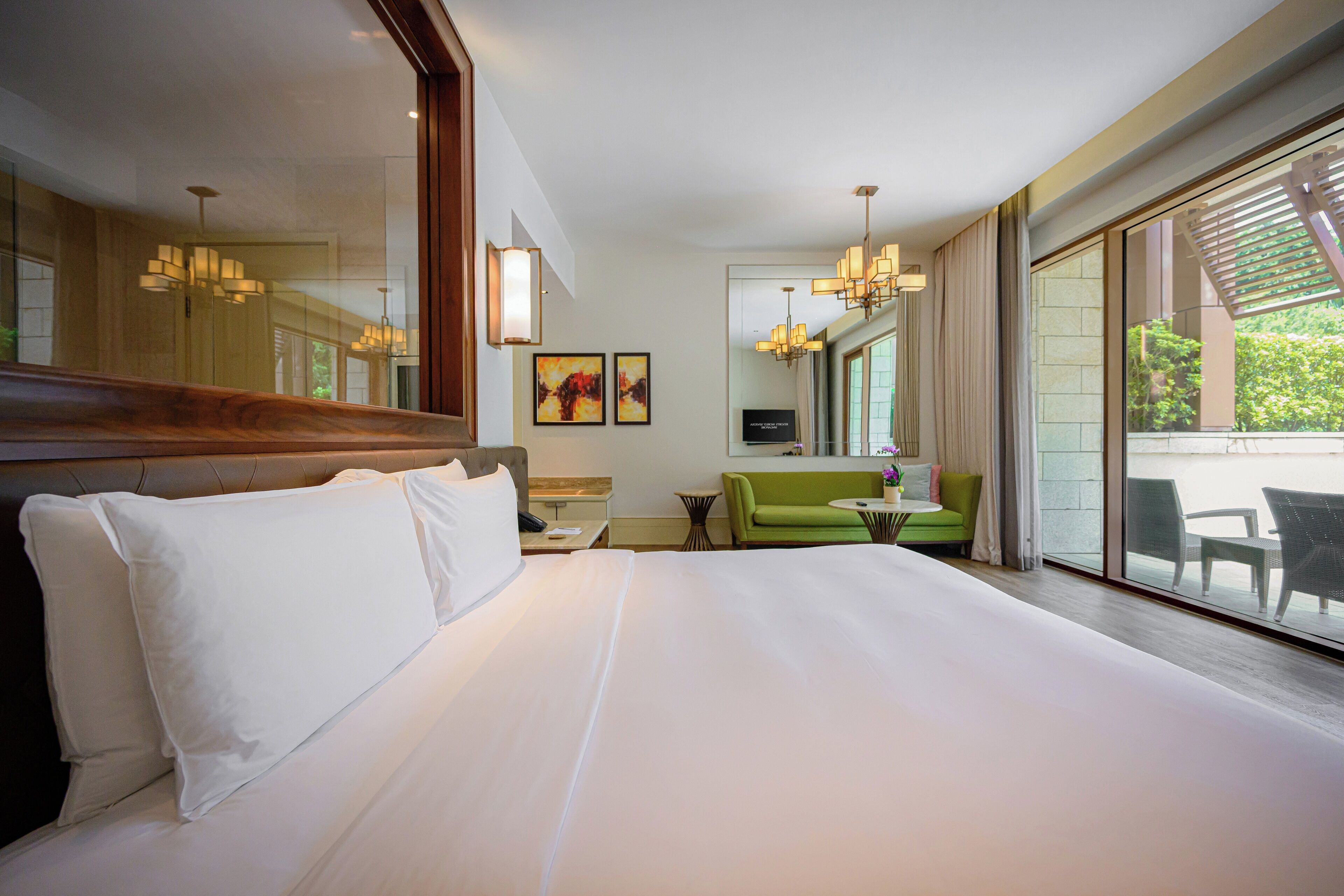 deluxe garden room | 1 bedroom, egyptian cotton sheets, free minibar, in-room safe