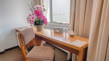 Superior Twin Room | Minibar, free WiFi, bed sheets, wheelchair access