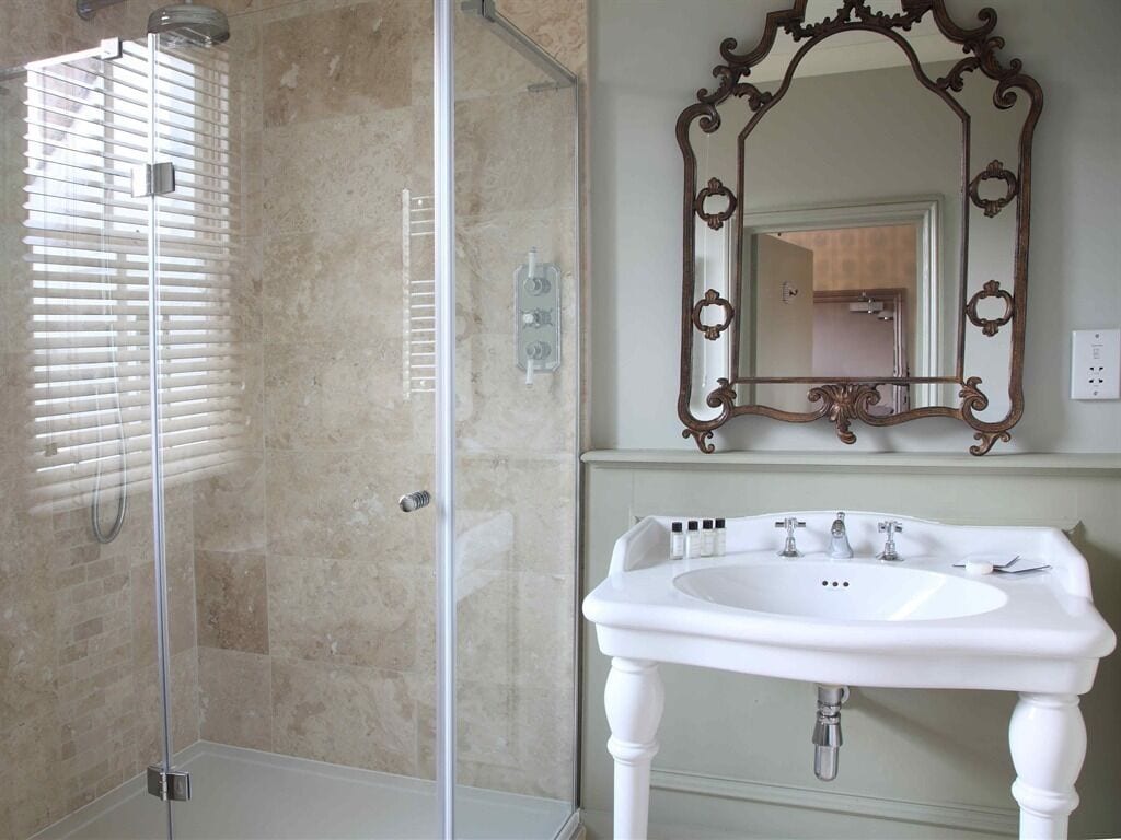Executive Double Room, Ensuite | Bathroom