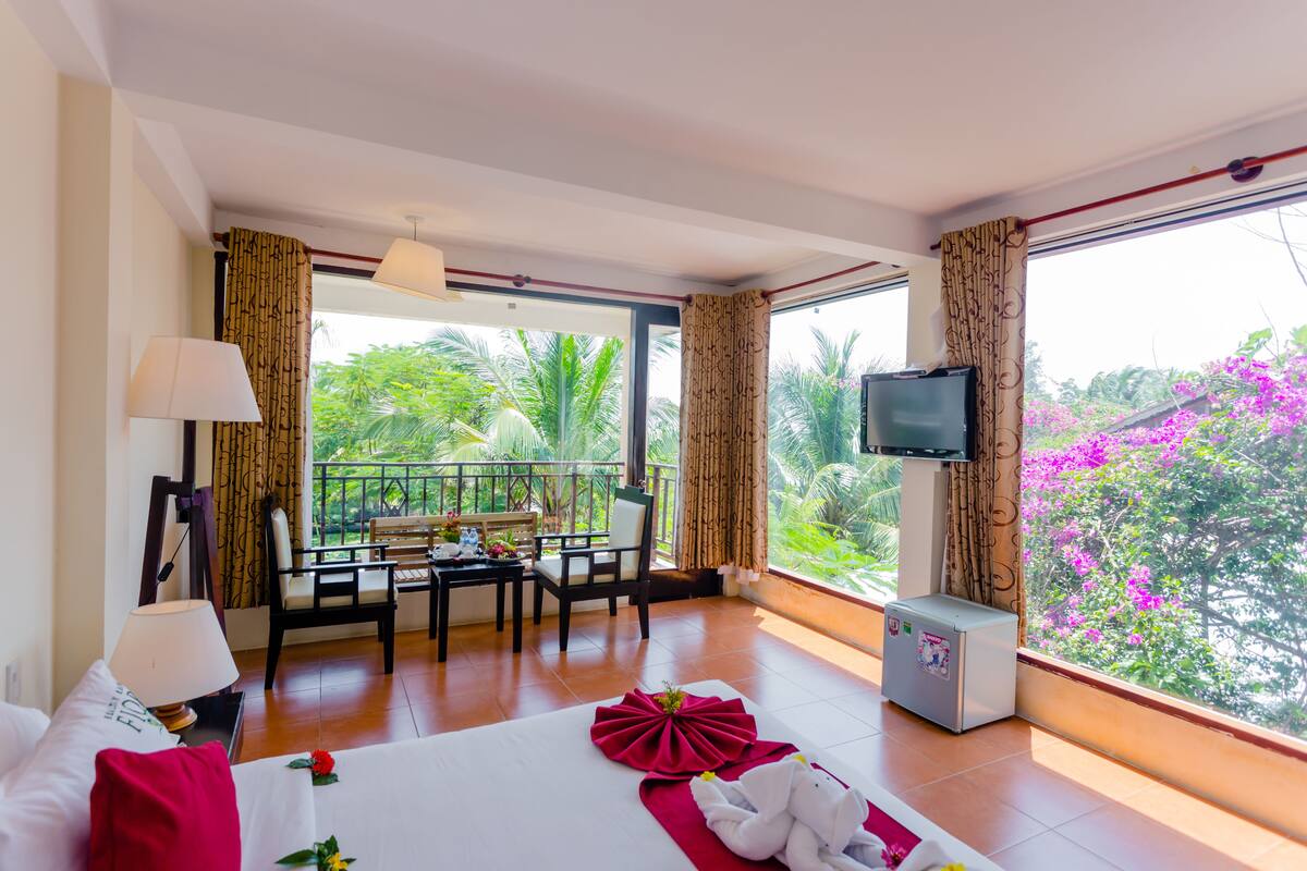 Quarto casal ou duplo superluxo, vista para o oceano | Roupas de cama premium, cofres nos quartos, escrivaninha