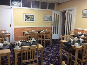 Daily English breakfast (GBP 5 per person) - The Kingscliff (Blackpool)