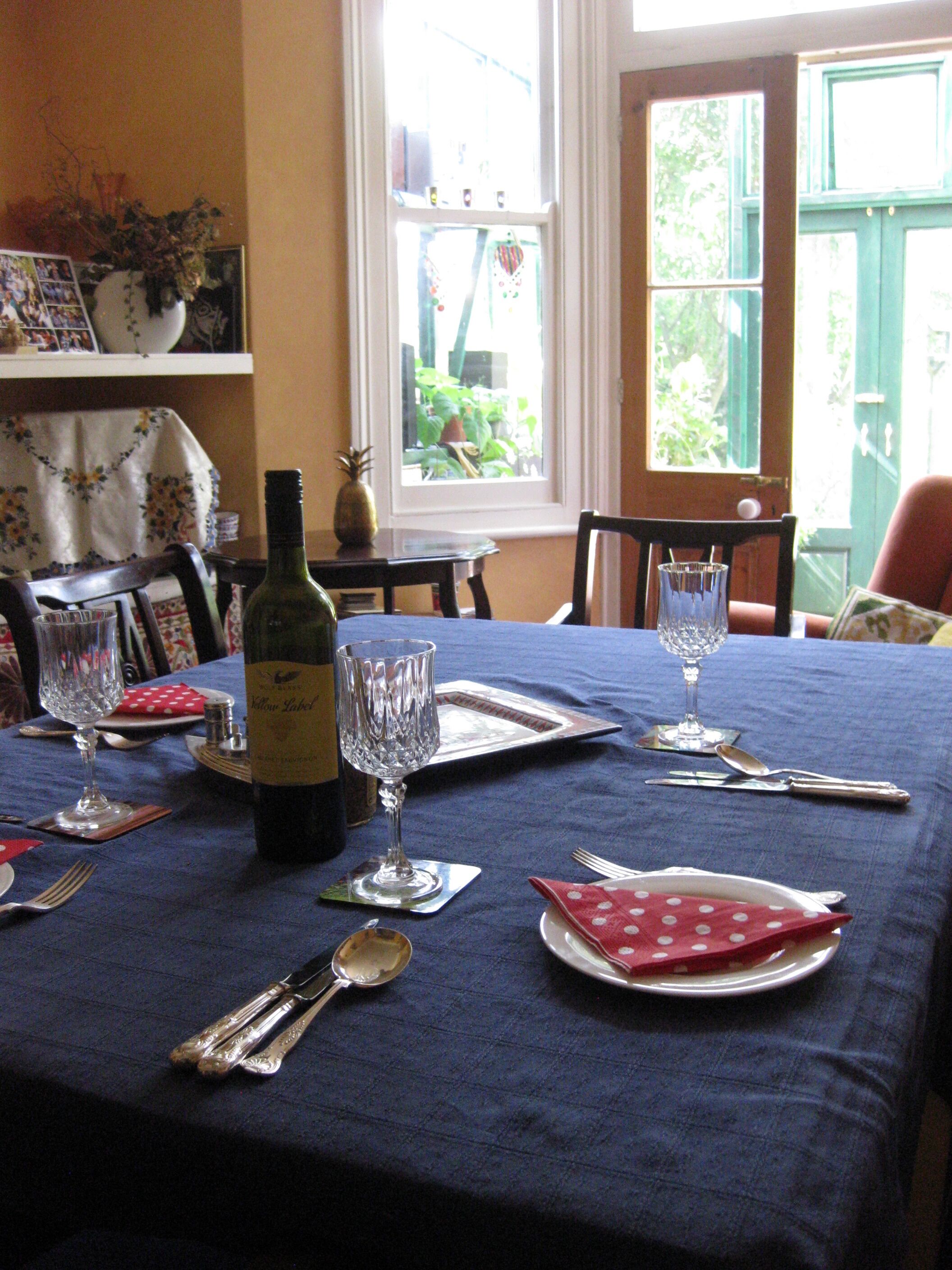 Tweepersoonskamer, gemeenschappelijke badkamer | Dineren