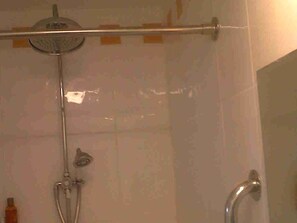 Double Room, Ensuite | Bathroom