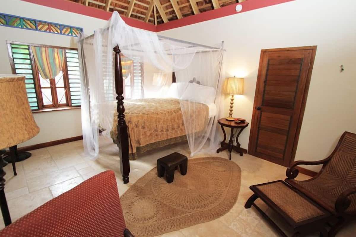 Butterfly A | 1 bedroom, premium bedding, pillowtop beds, individually decorated