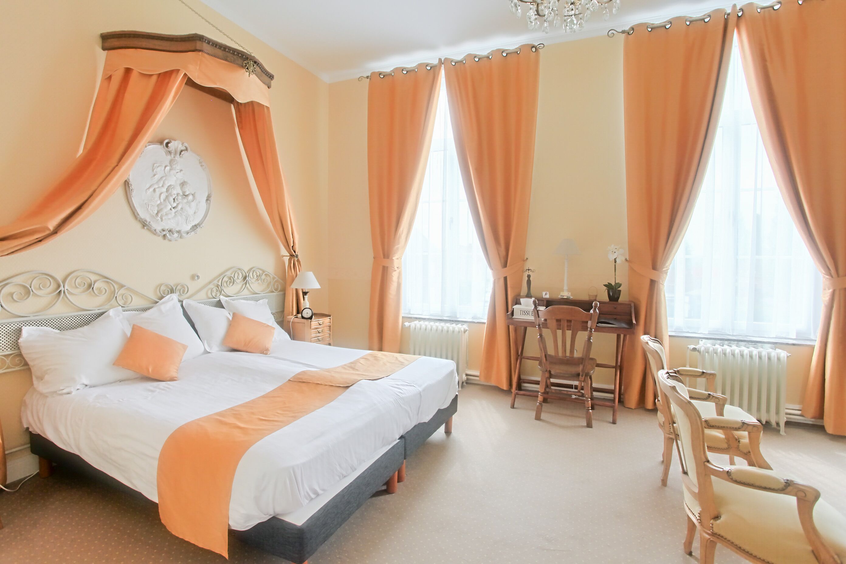 デラックス シングルルーム | 高級寝具、セレクト コンフォート製ベッド、セーフティボックス (室内)、客室ごとに異なる装飾