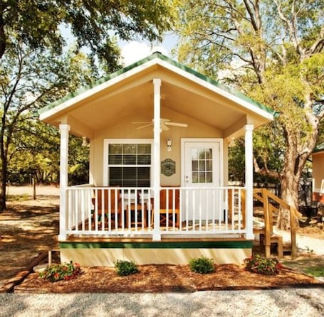 Ropa de cama de alta calidad y colchones con pillow-top . Old Irish Inn