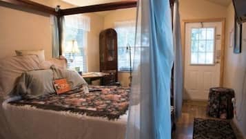 Premium bedding, pillowtop beds, individually furnished, desk