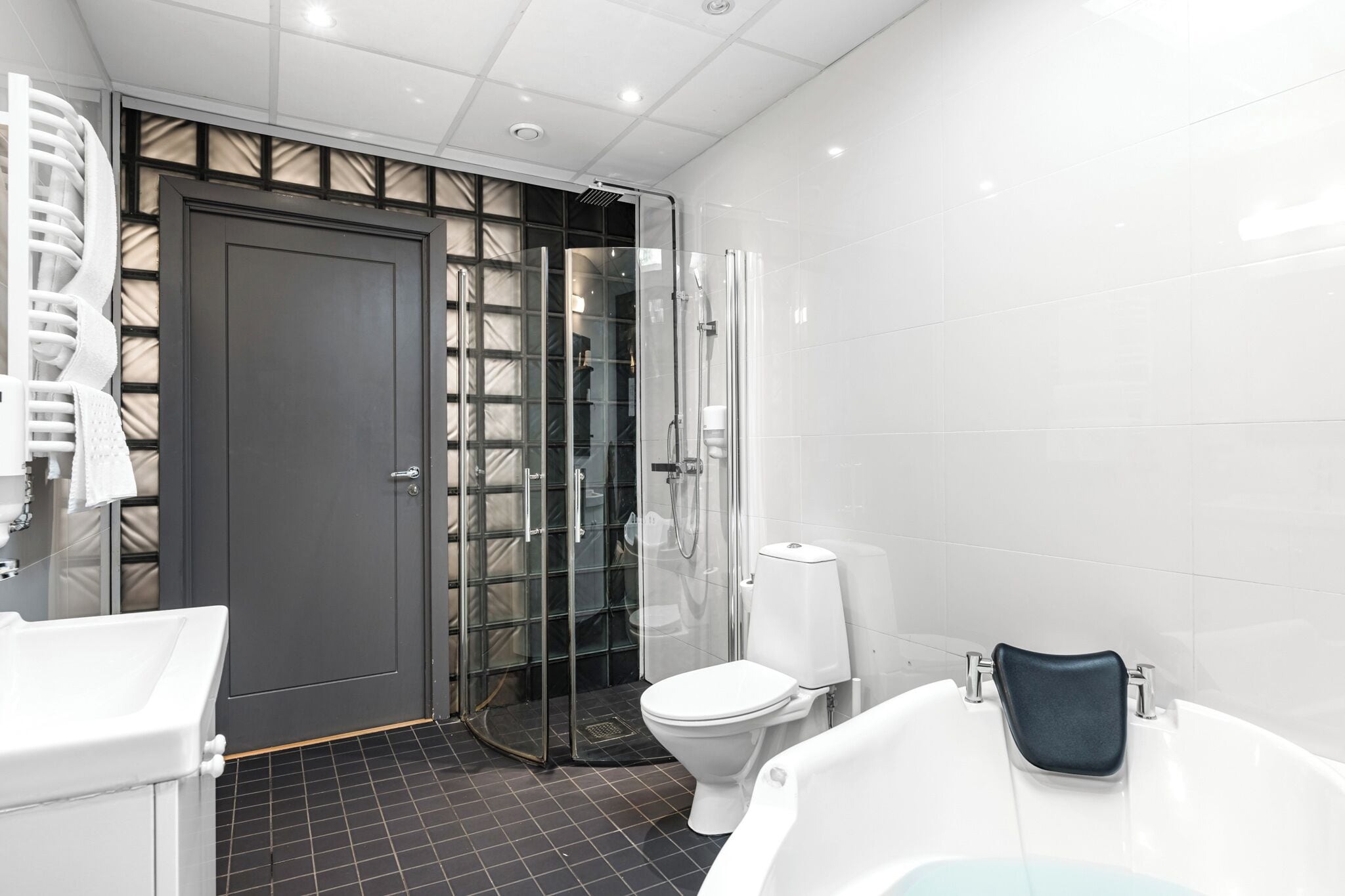 Photo - Stockholm Inn Hotel