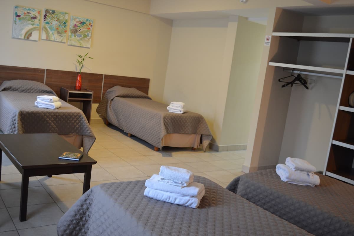 Junior Suite | Minibar, desk, cribs (free), rollaway beds (surcharge)