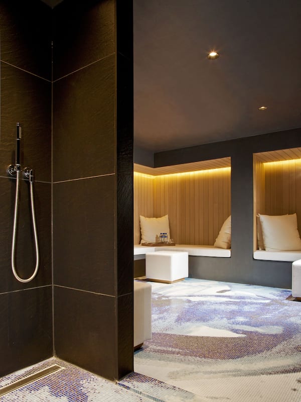 Sauna, steam room, body treatments, aromatherapy, facials