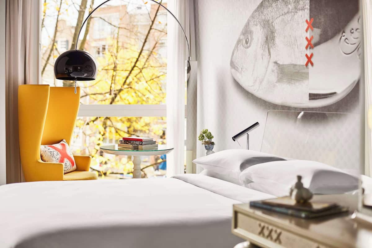 hypo-allergenic bedding, down duvets, free minibar items, in-room safe