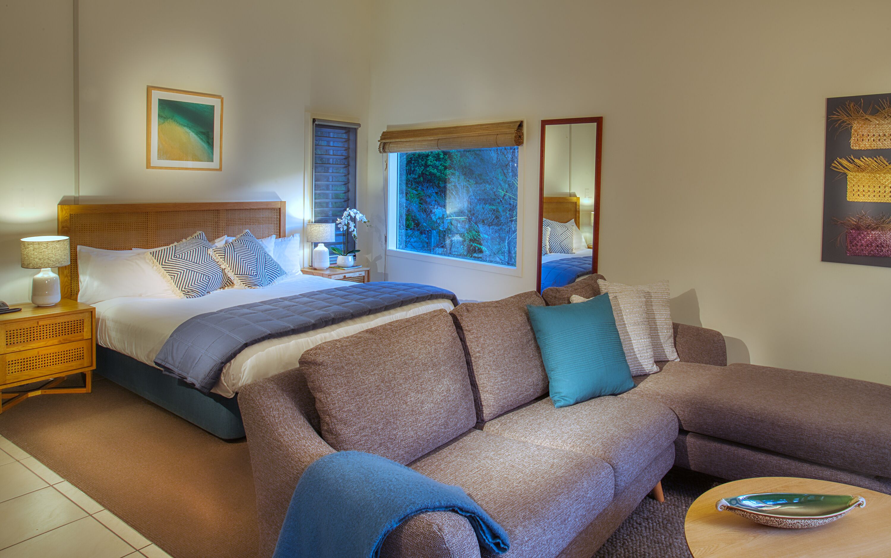 Superior Suite | Living area