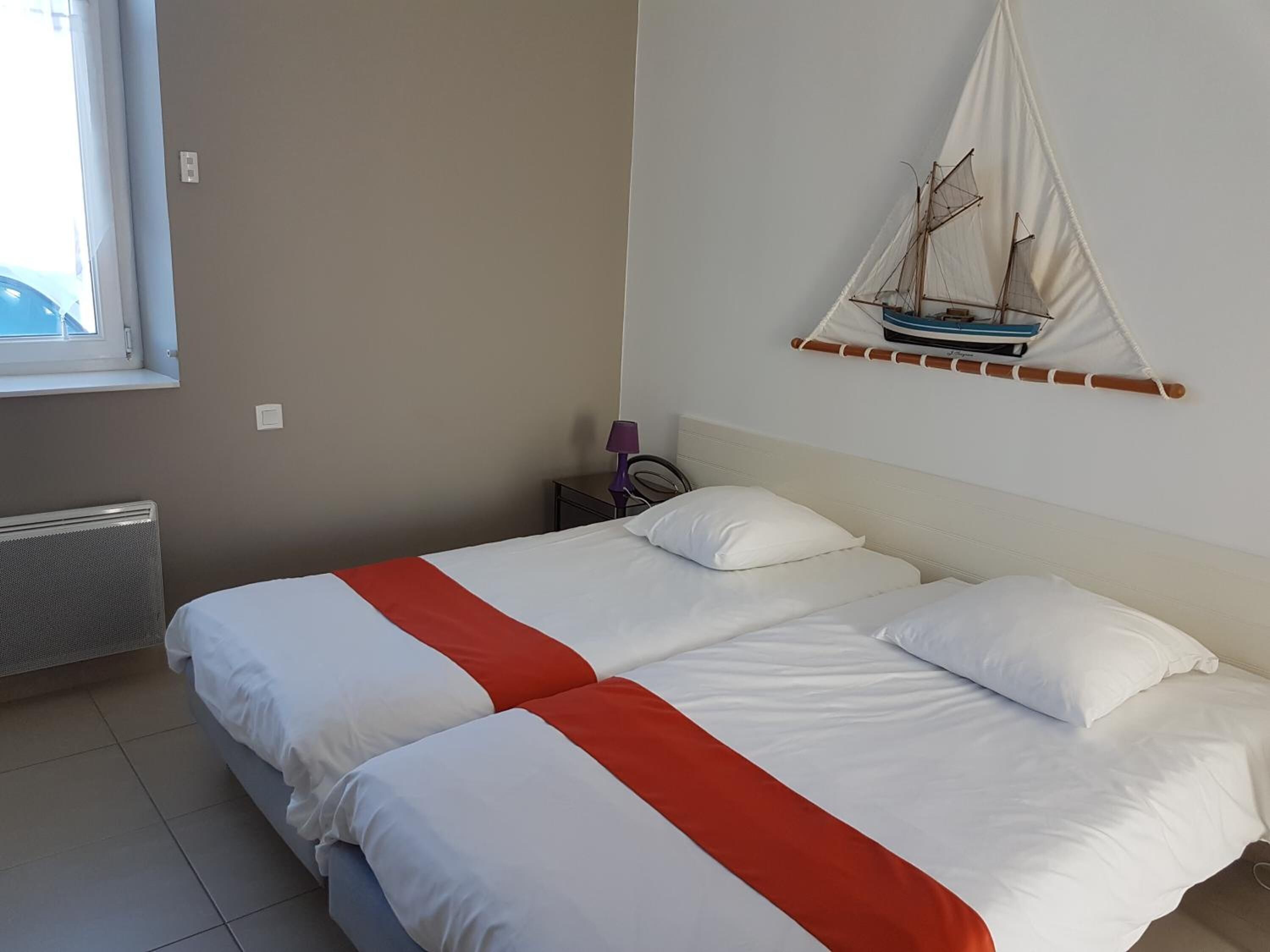 Blackout curtains, soundproofing, iron/ironing board, free WiFi