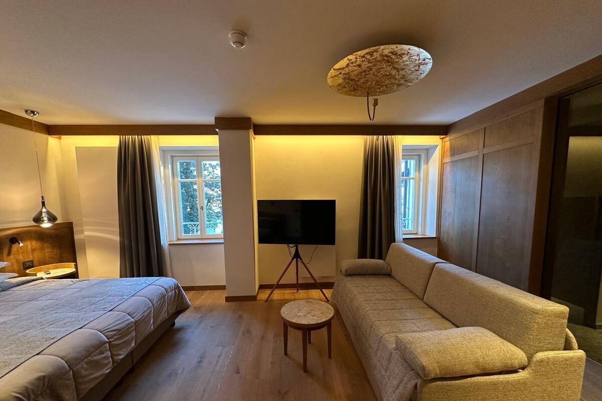 Superior Studio Suite, Mountain View | 1 bedroom, down comforters, memory foam beds, in-room safe