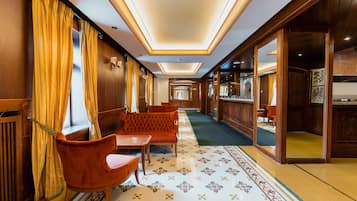 Sala de estar en el lobby