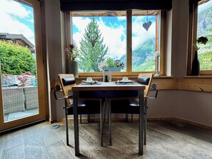 Desayuno buffet incluido todos los días