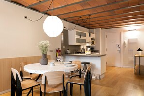 Apartment, Balcony | Dining room