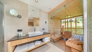 Deluxe Suite, Sauna, Mountain View | Premium bedding, down comforters, pillowtop beds, in-room safe - Nature Hotel Delta (Corvara in Badia)