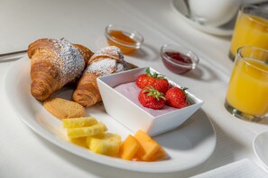 Petit déjeuner buffet compris tous les jours