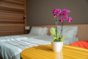 Standard Double Room | Down comforters, in-room safe, soundproofing, free WiFi - Parc Hotel Billia (Saint-Vincent)