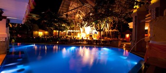 Bounty Hotel